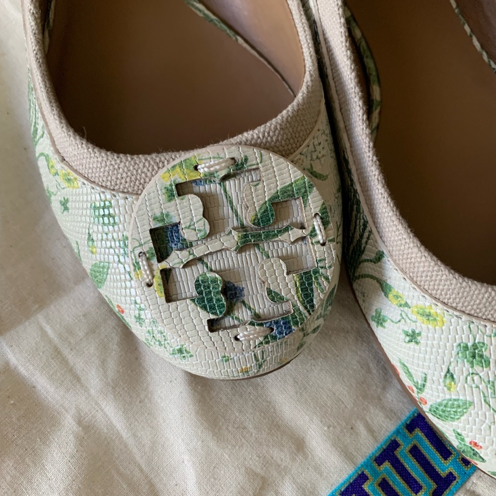NWOB Tory Burch Caroline Flats - Picture 2 of 6